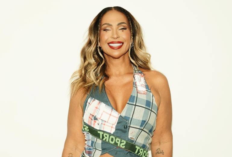Valesca Popozuda lança “Segredinho” com Os Quebradeiras em clima de festa junina e muito funk