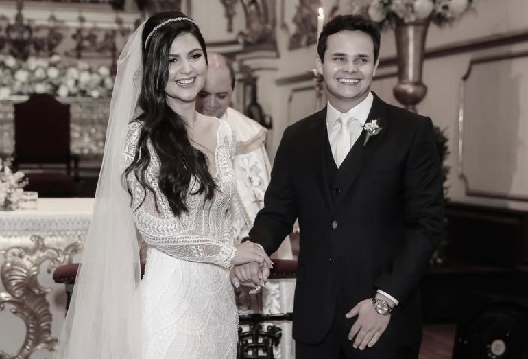 Foto do cantor sertanejo Matheus Aleixo, da dupla com Kauan, durante seu casamento com a agora ex-esposa.