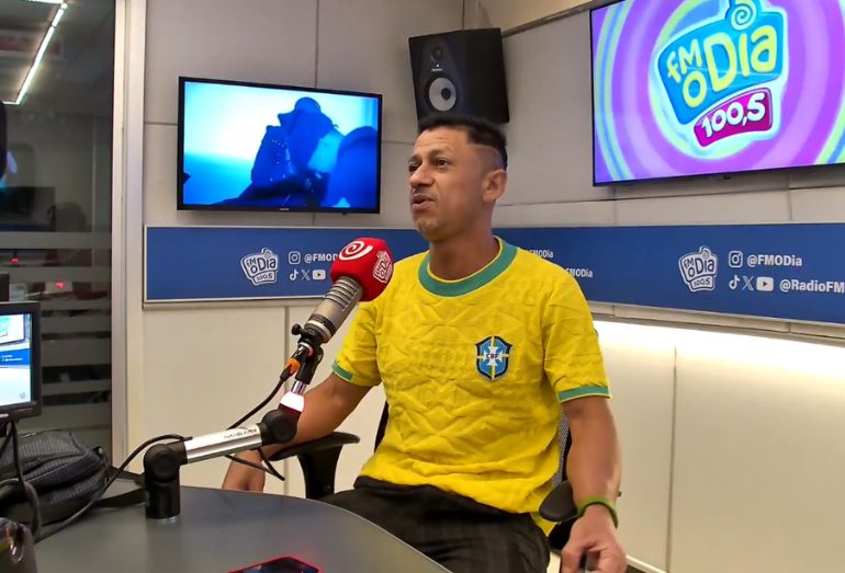 MC Leozinho faz alerta sobre contratos e comenta lucros na época dos “Ringtones”