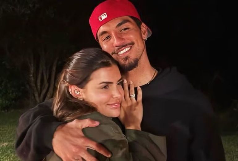 Gabriel Medina e Isabella Arantes lamentam perda gestacional após anunciarem gravidez